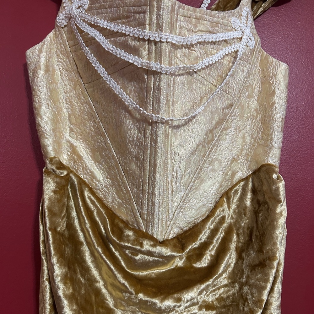 Lacemade Medusa Elegant Gold Velvet Dress Size XL - Picture 4 of 11